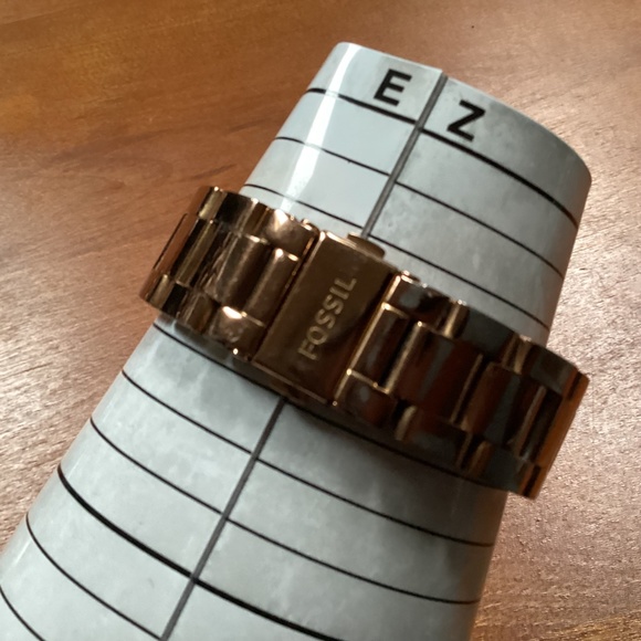 Fossil Perfect Boyfriend Rose Gold-tone Women’s Watch ES 3587 - Picture 11 of 17